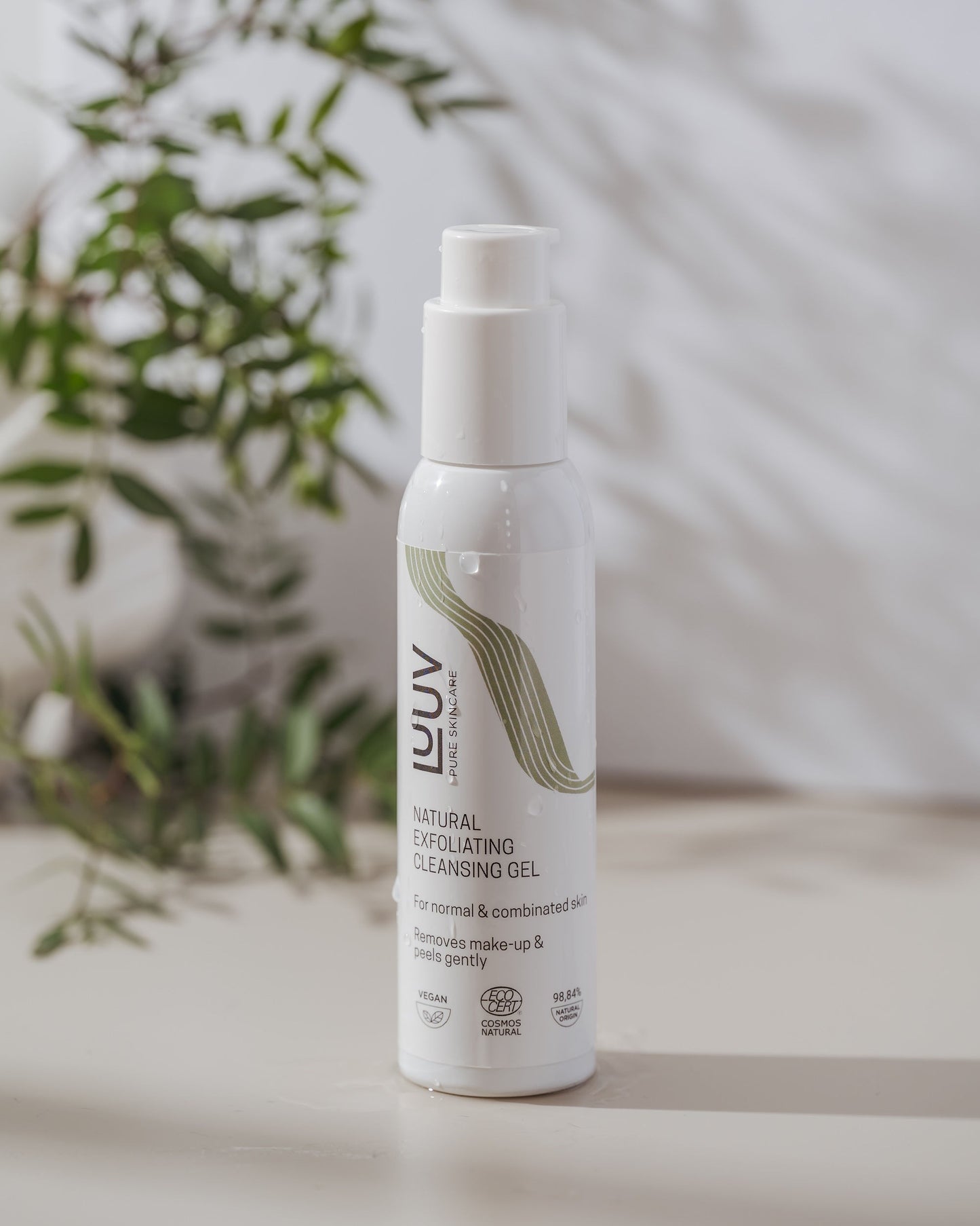 Natural Exfoliating Cleansing Gel with Bamboo, 125ml